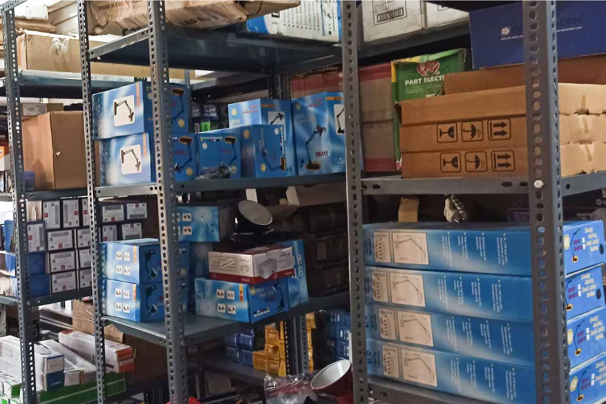 قفسه بندی لوازم الکتریکی