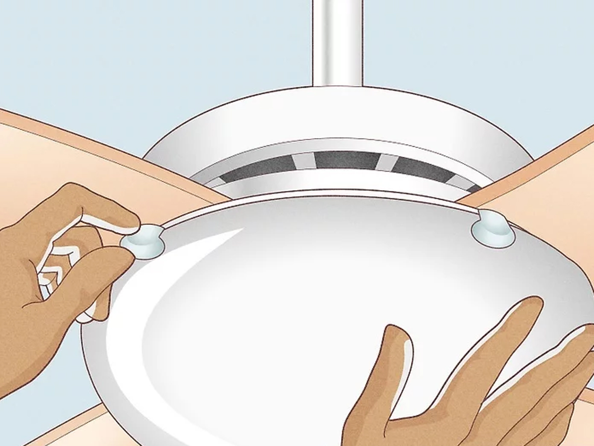 تعویض لامپ پنکه سقفی