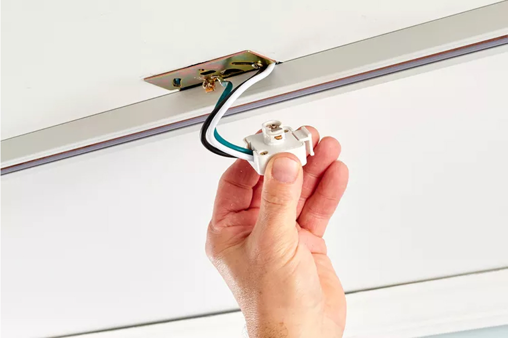 اتصال کانکتور به ریل