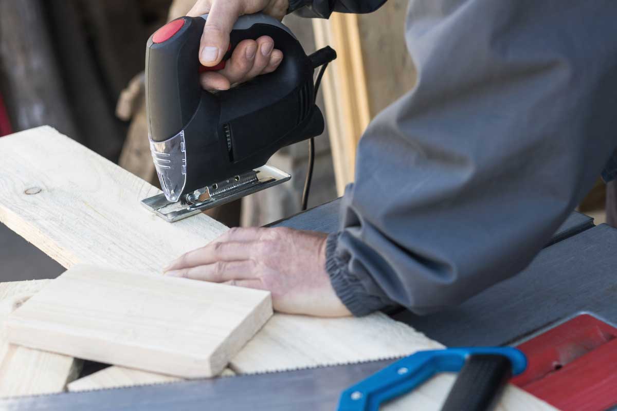 کار با اره عمود بر