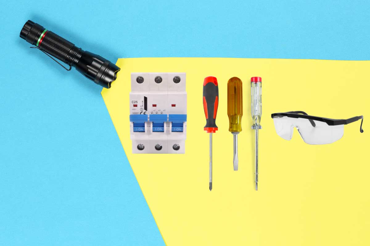 ابزارهای مورد نیاز نصب مینیاوری