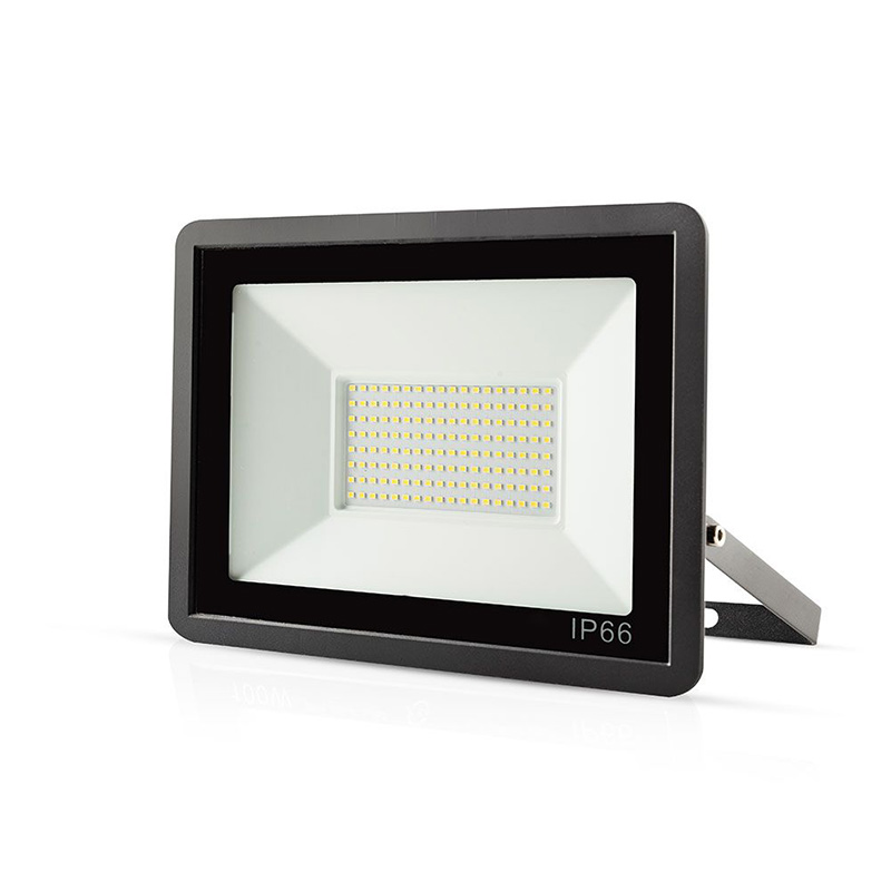 پروژکتور 140 وات نمانور سری فلت