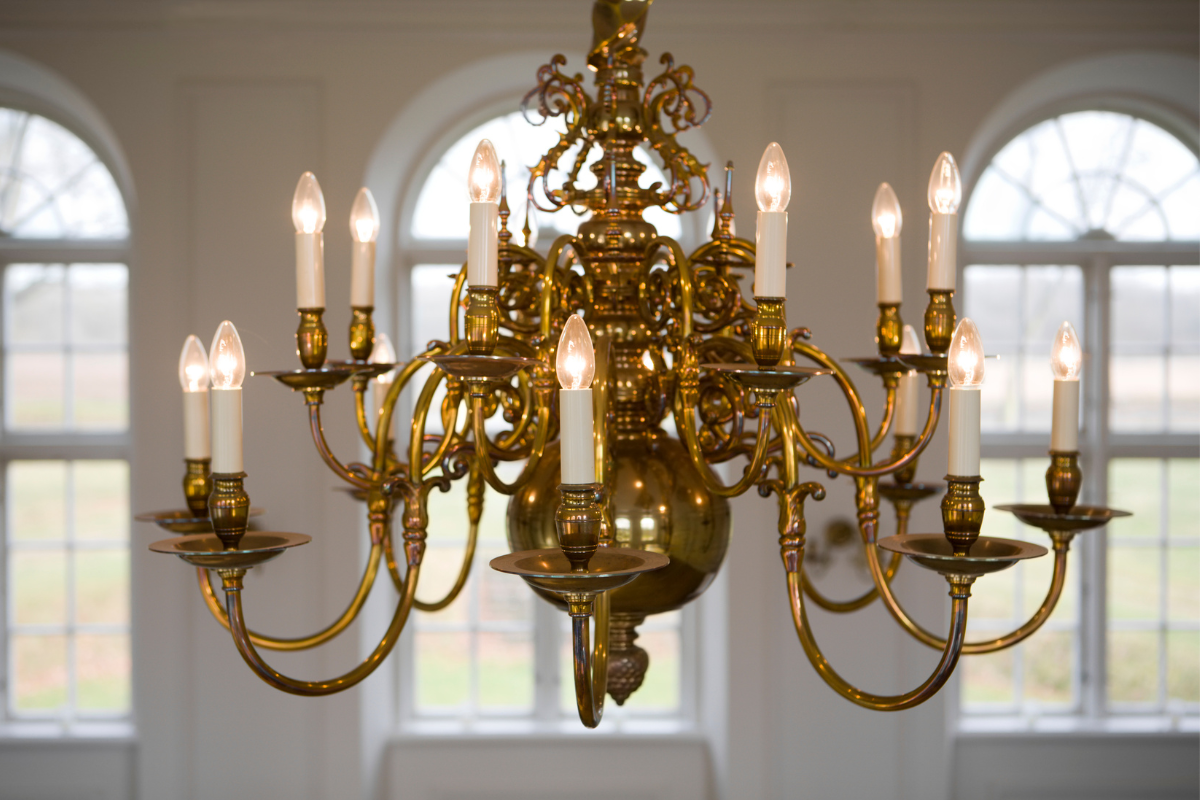 لوستر کلاسیک برنزی