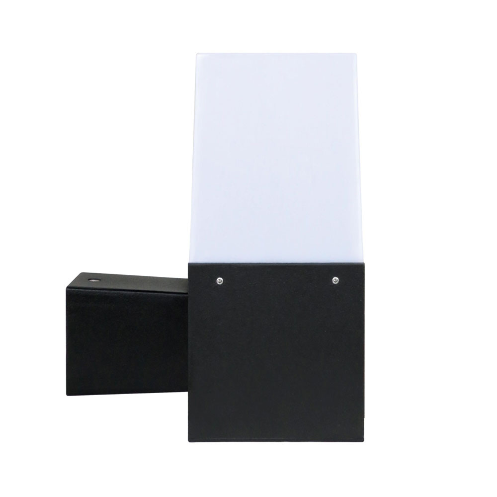 چراغ دیواری یکطرفه بیتانور مدل رجا کد 450122