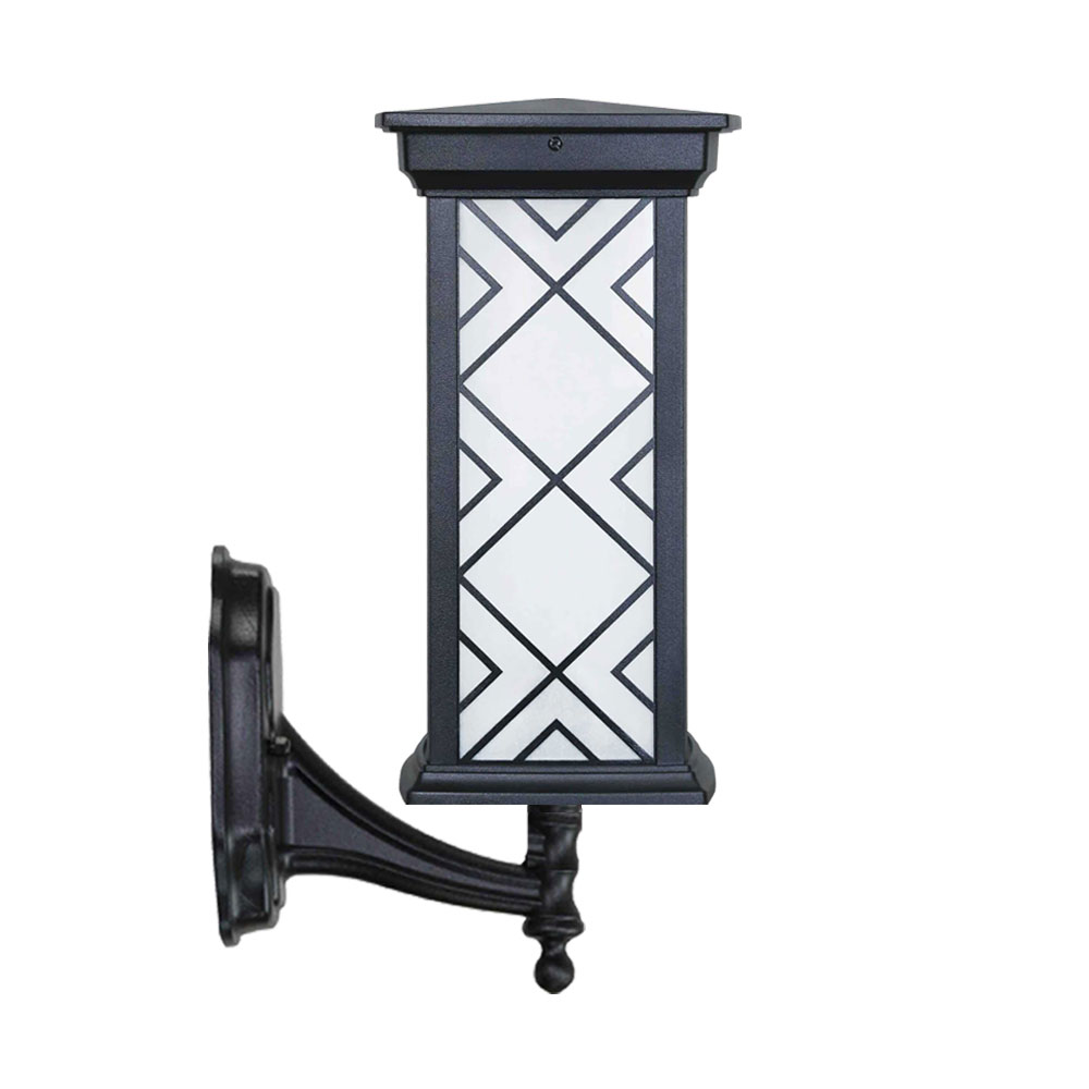 چراغ دیواری حیاطی و پارکی بیتانور مدل درتا بلند طرح دار کد 480622BT