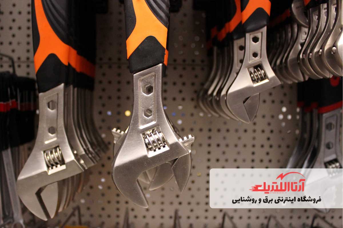 آچار فرانسه برای نصب کولرگازی