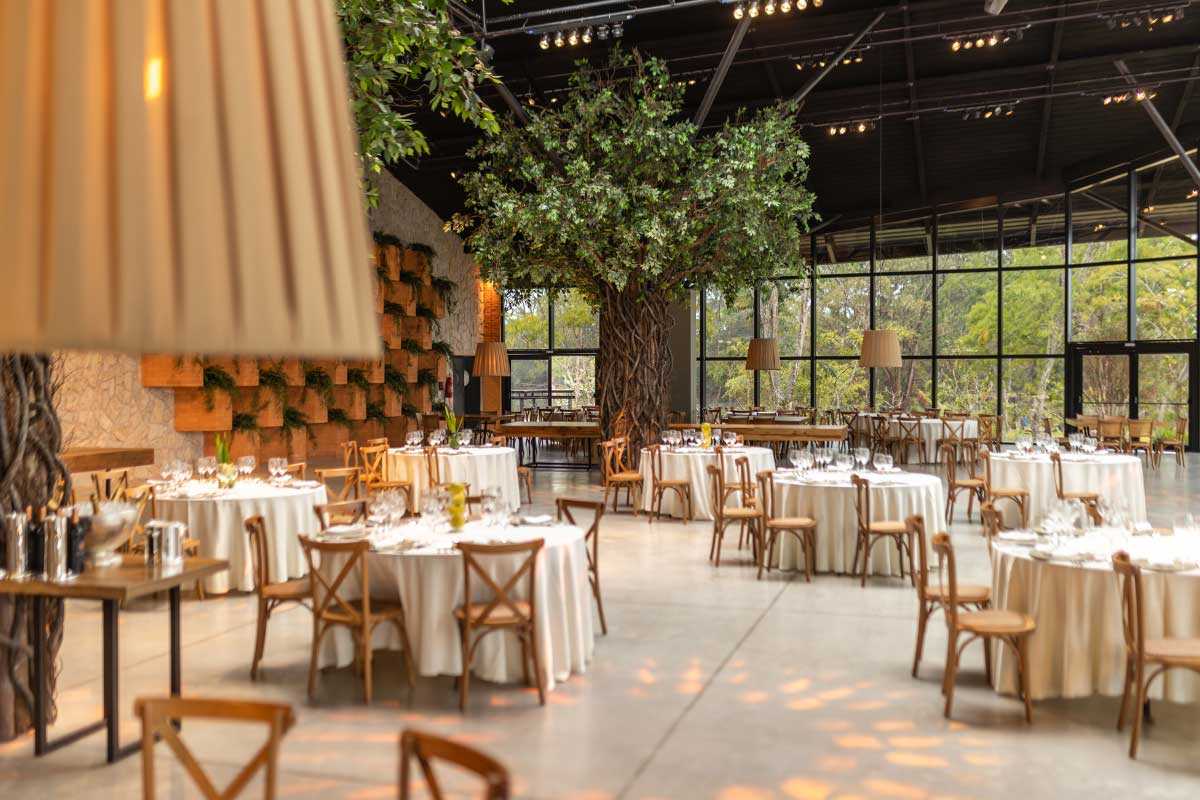 نورپردازی مدرن تالار