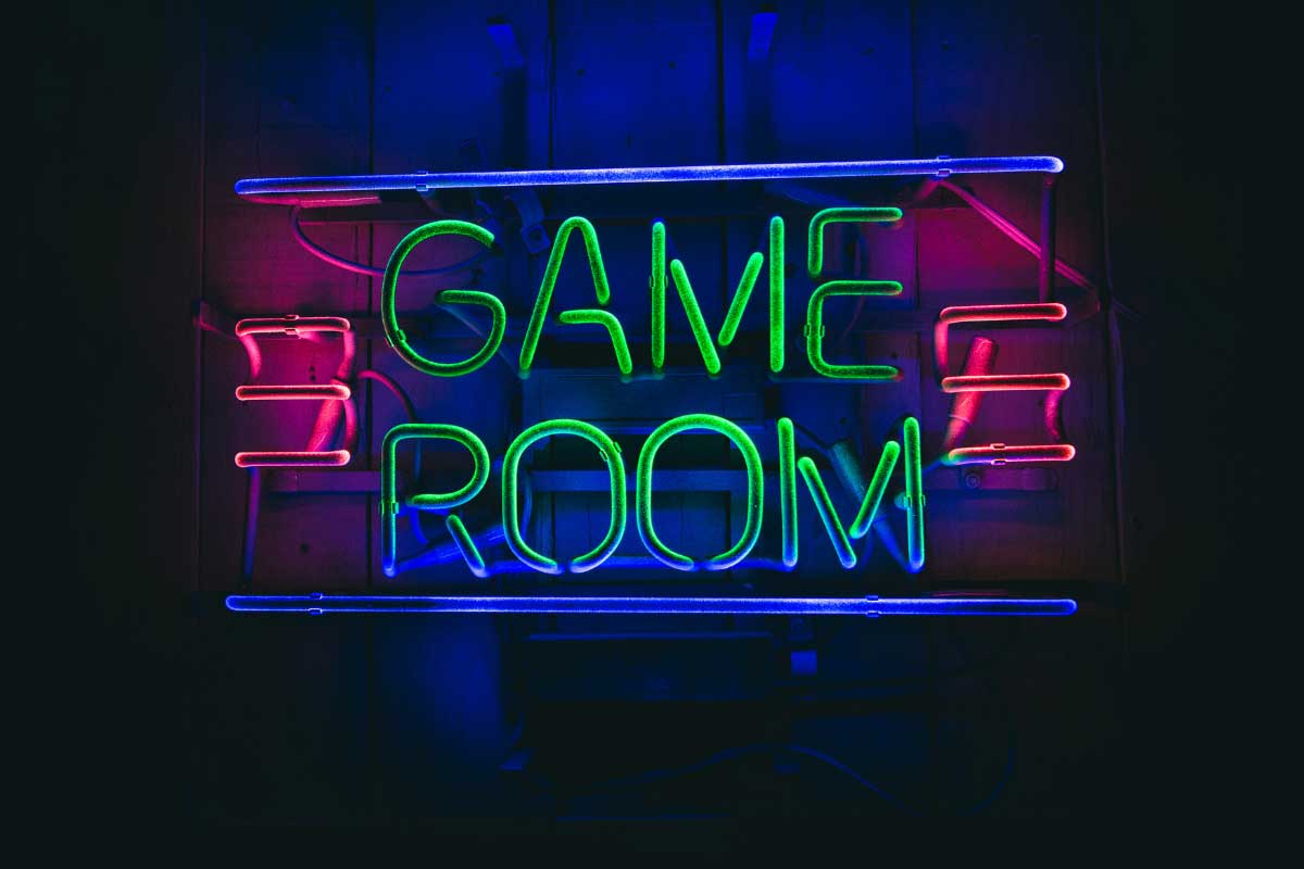 تابلو نئونی برای اتاق فرار کمدی