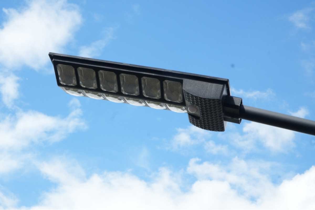 کاربردهای انواع پروژکتورهای خورشیدی