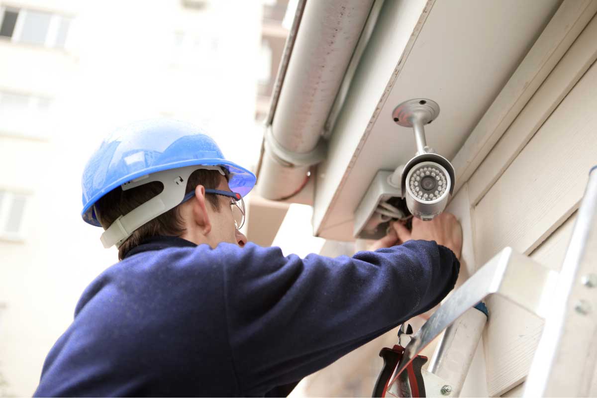 اهمیت استفاده از یو پی اس برای دوربین مداربسته