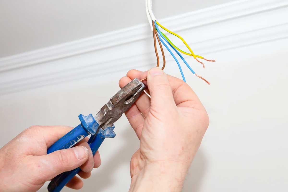 چرا برش استاندارد سیم و کابل اهمیت دارد؟