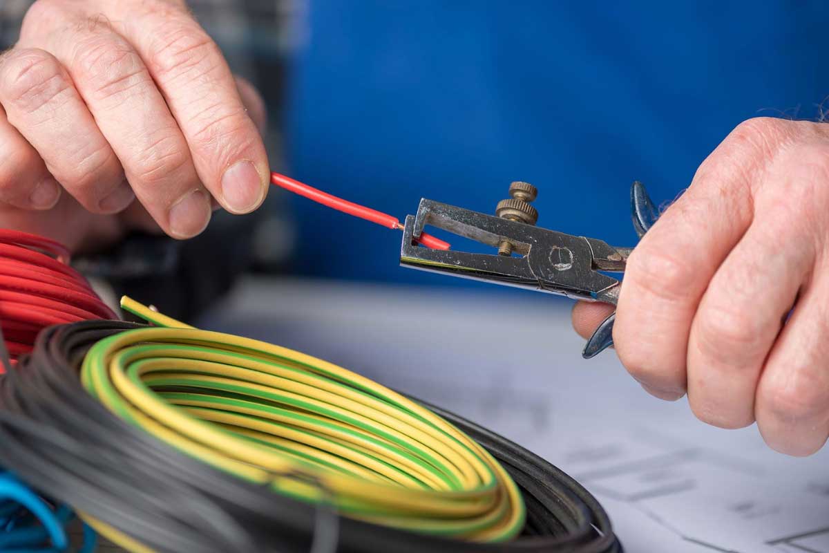 بریدن استاندارد کابل برق